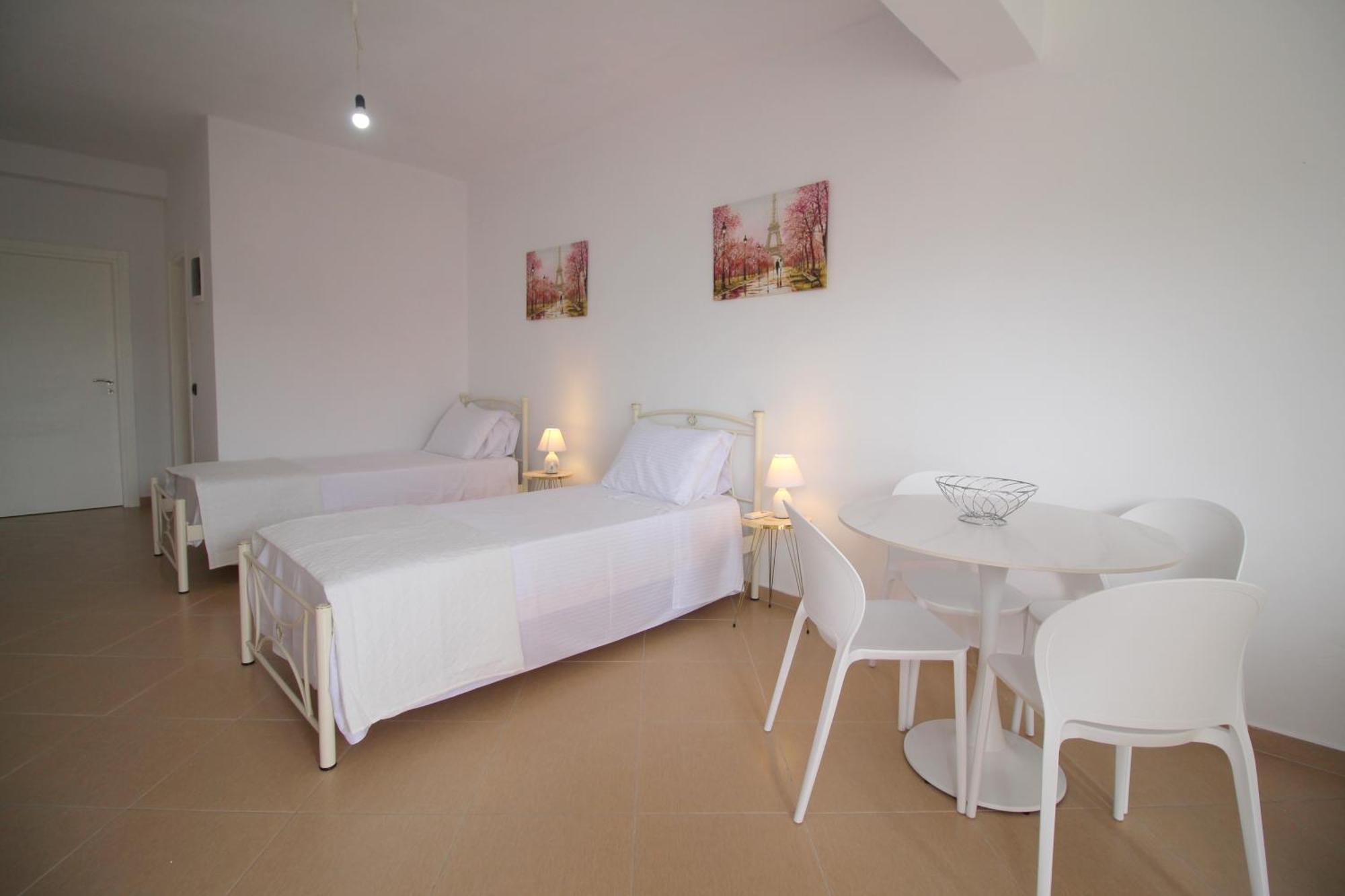 Nefeli'S Apartment Himare Exterior photo