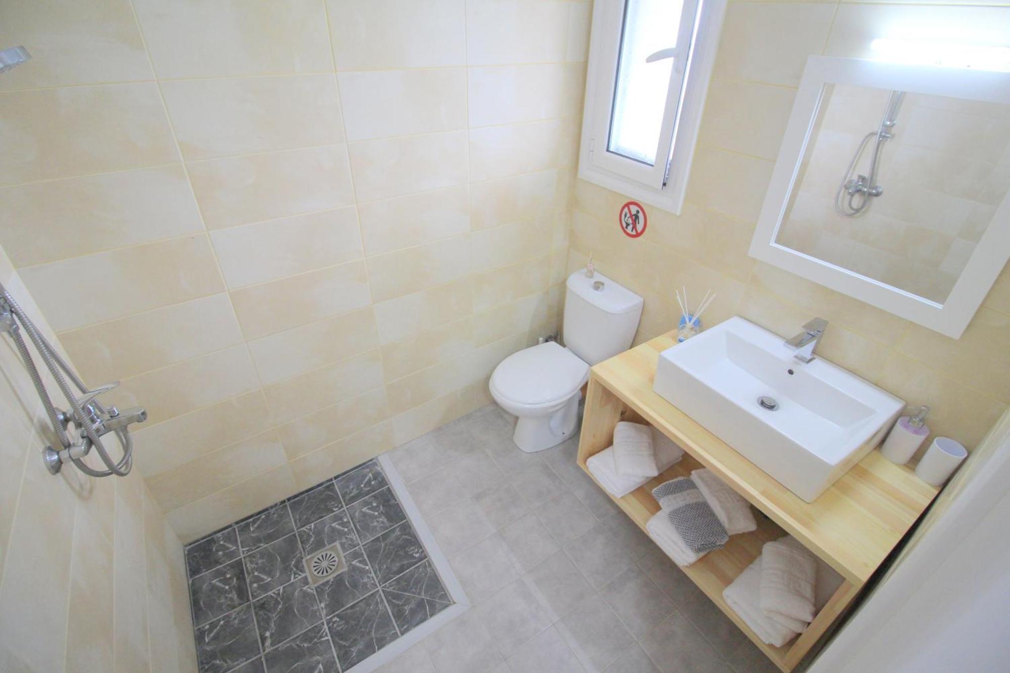 Nefeli'S Apartment Himare Exterior photo