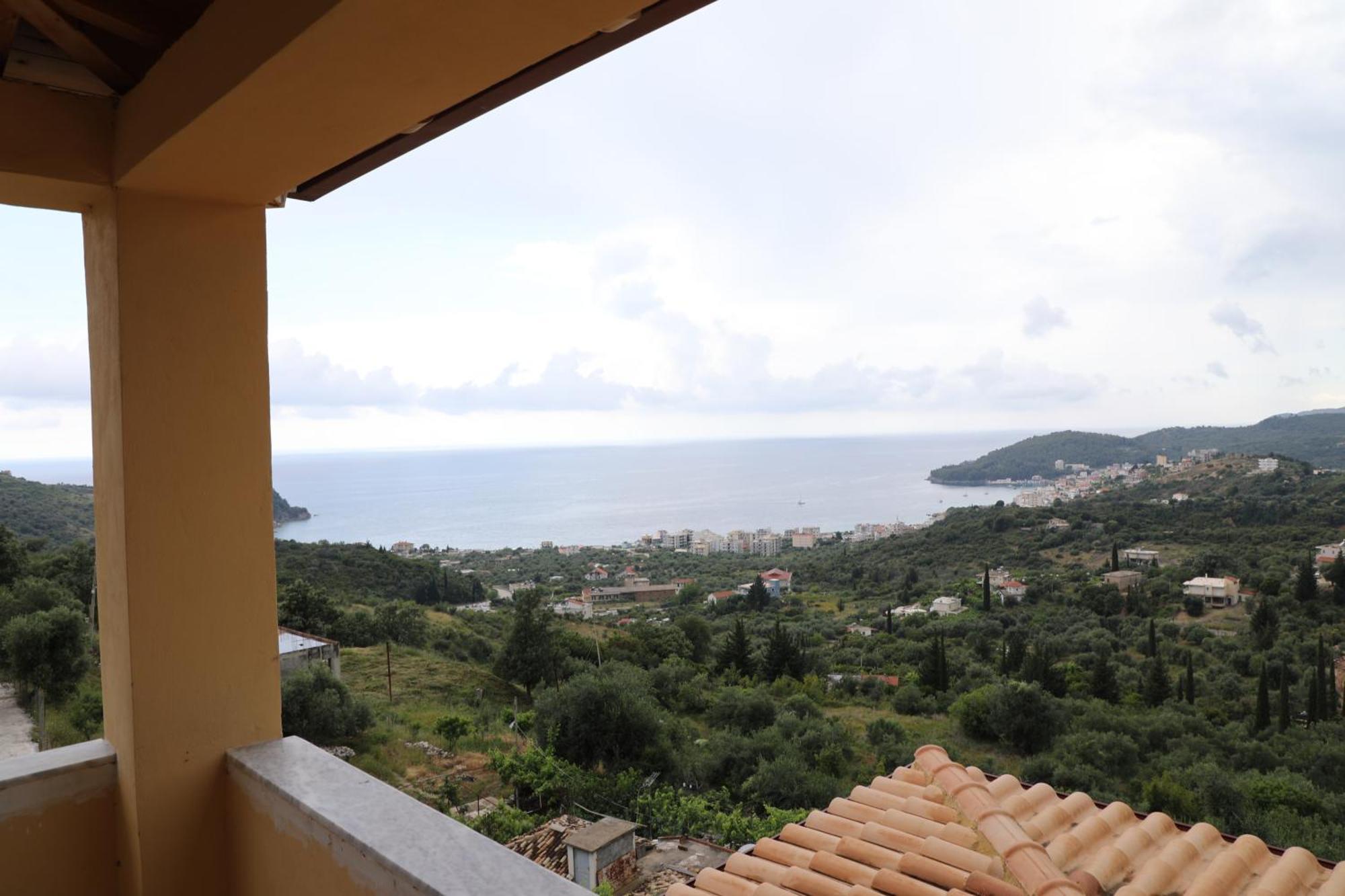 Nefeli'S Apartment Himare Exterior photo